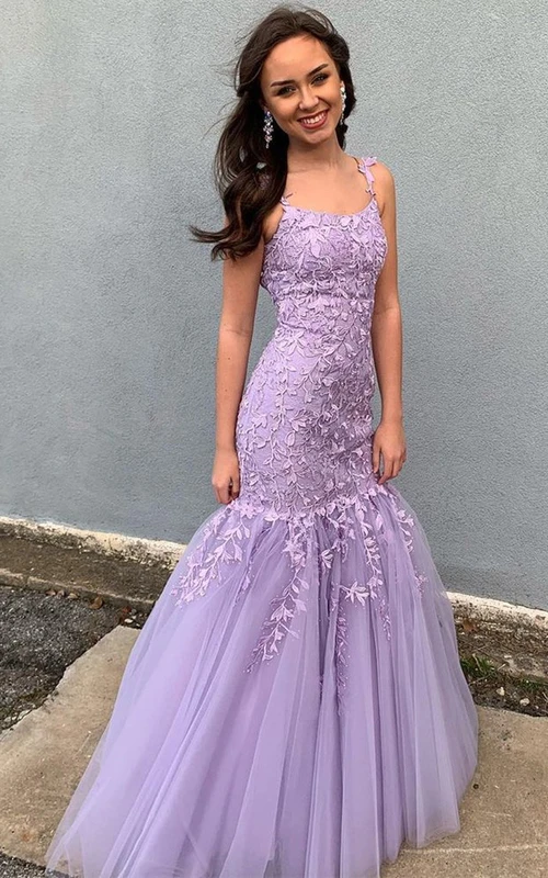 Tüll-Abendkleid in Meerjungfrauenform, bodenlang, ärmellos, mit Applikationen