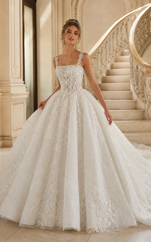 Robe de bal en dentelle florale à encolure carrée et bretelles, robe de mariée de luxe avec traîne chapelle