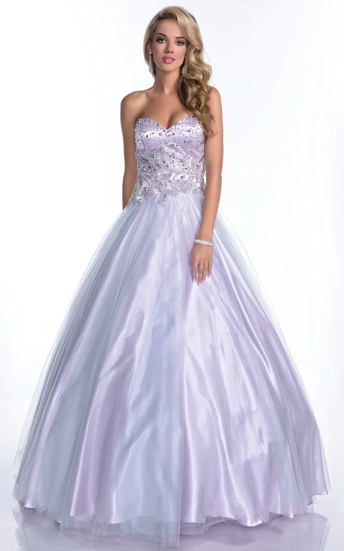 Robe de bal en tulle coupe A avec bustier orné de strass scintillants
