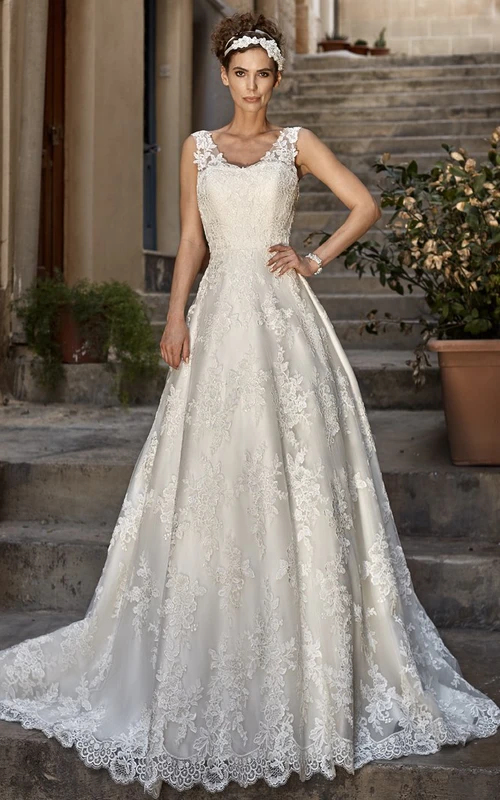 Ärmelloses, langes Brautkleid in A-Linie mit V-Ausschnitt und Applikationen aus Spitze