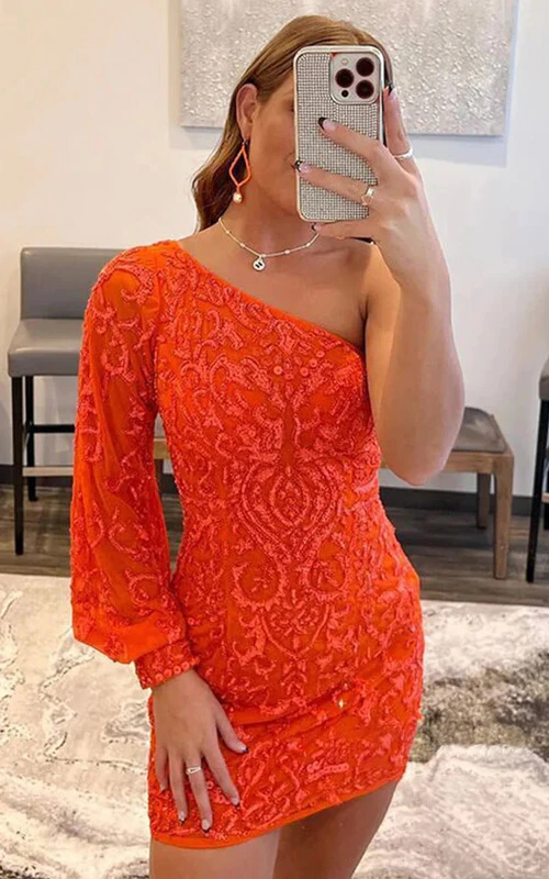 Einseitig schulterfreies, figurbetontes Bleistiftkleid aus Spitze in Papaya-Farbe mit Kristallverzierungen