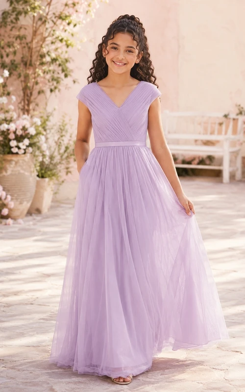 Lavendelfarbenes Brautjungfernkleid für junge Damen, A-Linie, V-Ausschnitt, kurze Ärmel, Blütenblatt-Tüll, Taschen-Detail, romantisch