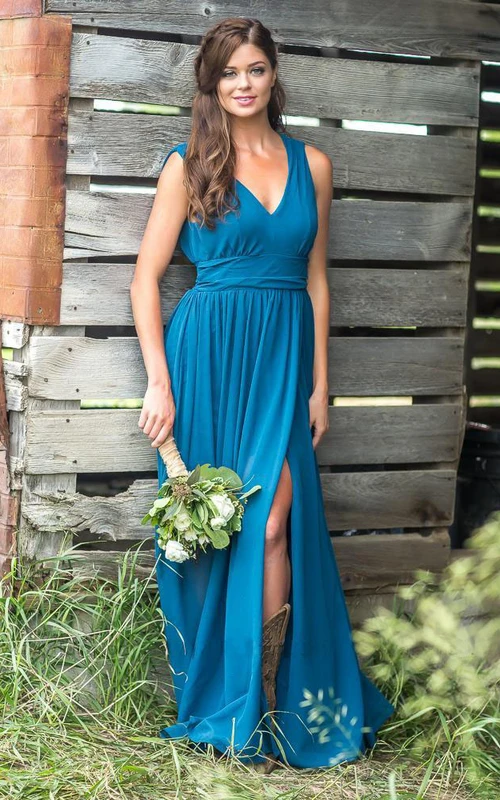 Chiffon V-neck Sleeveless Bridesmaid Dress with Front Slit