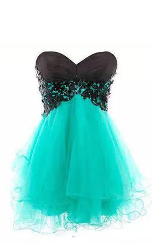 Ärmelloses, kurzes Mini-Abendkleid aus Spitze und Tüll in A-Linie mit herzförmigem Ausschnitt und Schnürung