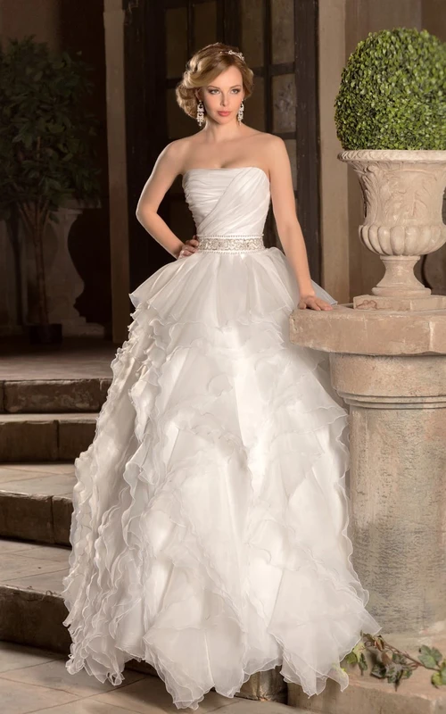 Robe longue trapèze sans bretelles ni manches en organza avec fermeture éclair, fronces et perles