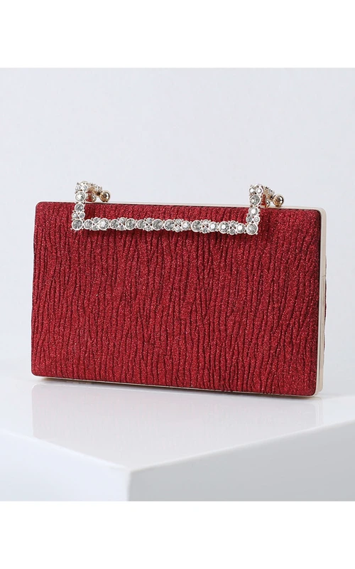 Schlichte Clutch mit Kristallgriff