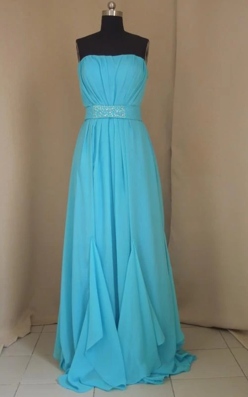 Vestidos de noche sexys para fiesta, con fajas azules y tirantes ajustados.