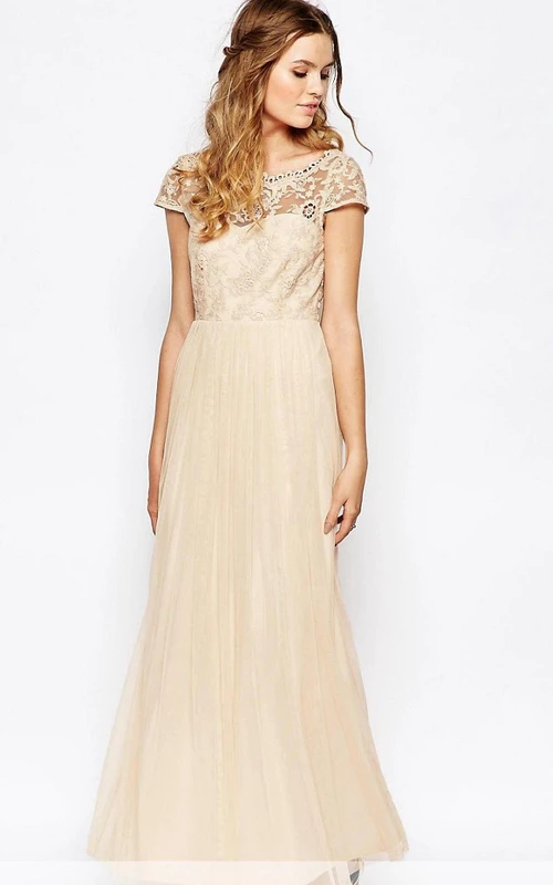 Vestido de dama de honor de tul con mangas cortas, escote redondo y apliques, largo hasta los tobillos