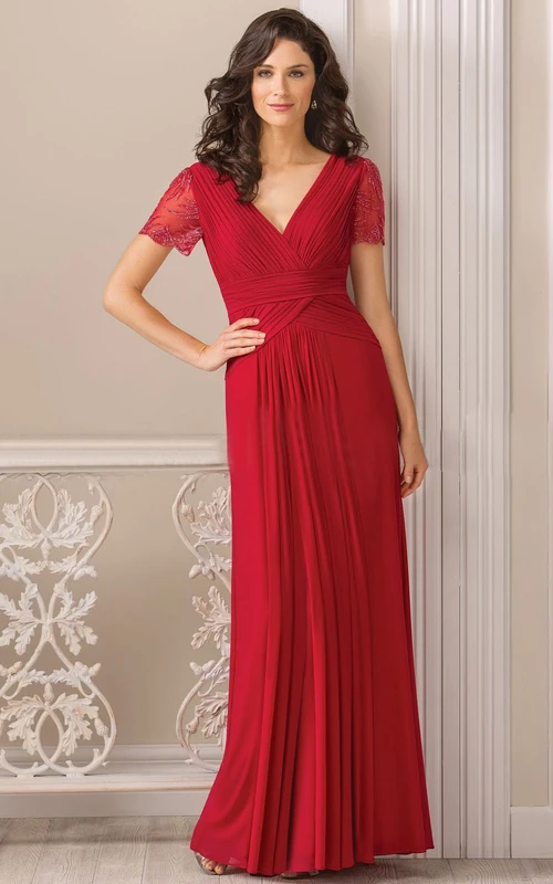Robe longue à manches courtes et col en V pour la mère de la mariée, ornée de plis et de perles
