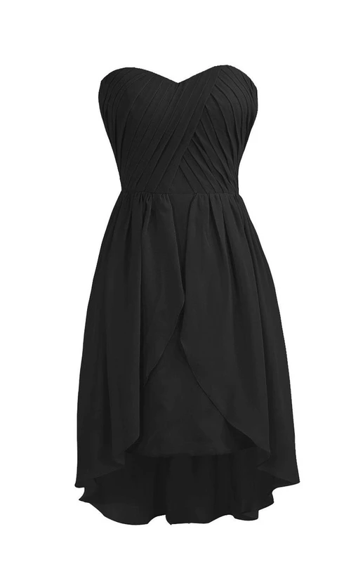 Vestido de gasa con escote corazón y corte en A, con fruncidos.