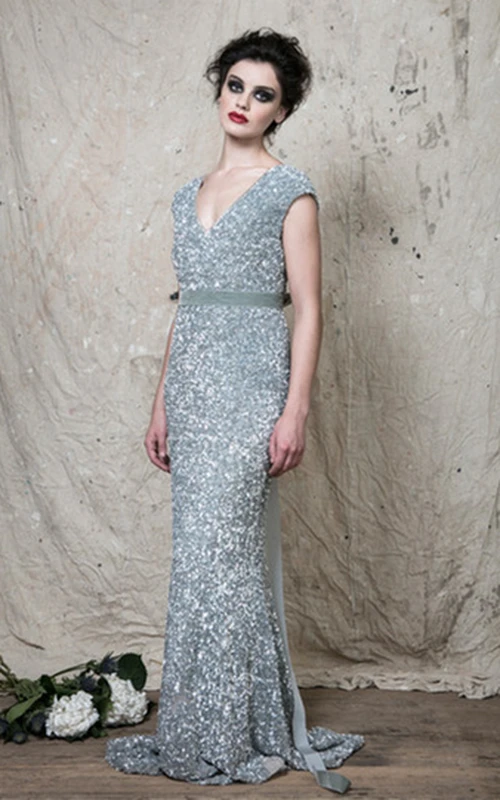 Hochwertiges, paillettenbesetztes Meerjungfrauen-Abendkleid mit V-Ausschnitt und Schärpe