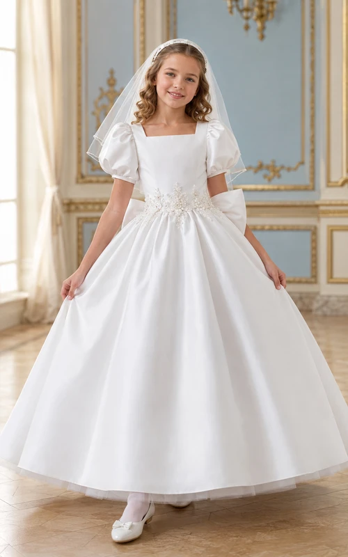 Robe de bal de communion en satin à col carré et manches bouffantes, style royal