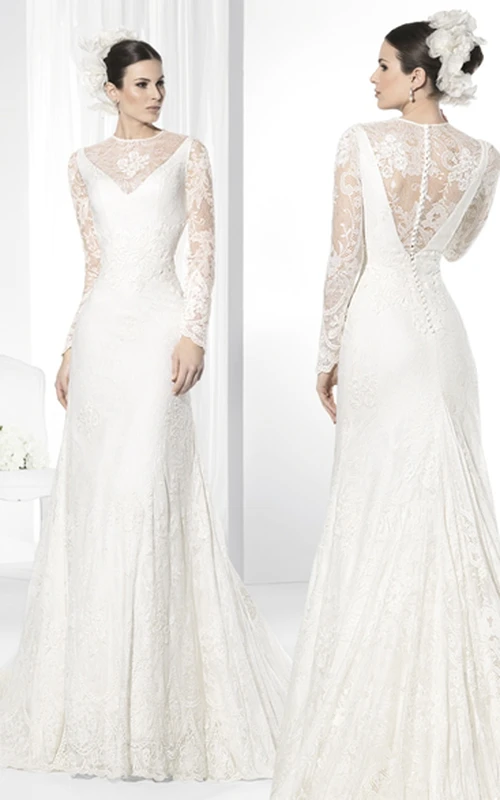 Bodenlanges, hochgeschlossenes, langärmeliges Brautkleid aus Spitze mit Applikationen und Illusionseffekt