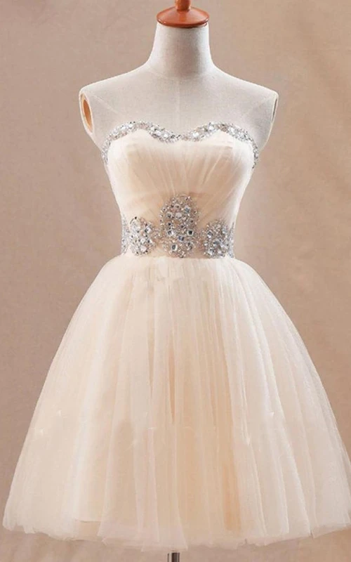Niedliches kurzes Tüll-Abendkleid von Sweetheary mit Kristallen