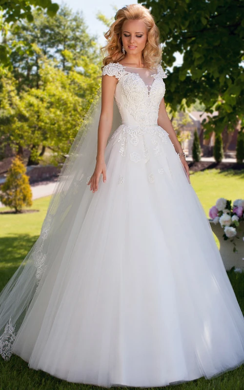 Ball Gown Cap Sleeve Appliqued Bateau Neck Tulle Wedding Dress