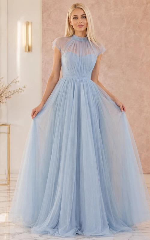 Himmelblaues, hochgeschlossenes, plissiertes A-Linien-Abendkleid aus Illusionstüll