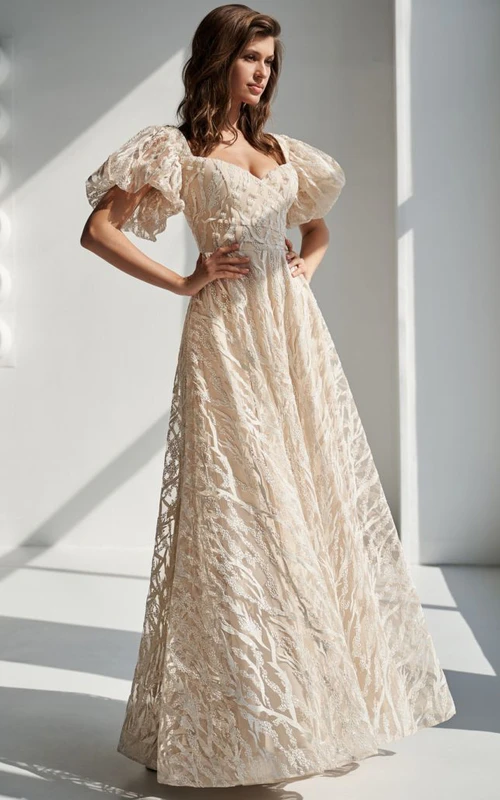 Robe fourreau empire à manches courtes et dos nu en V