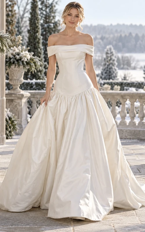 Vestido de novia de tafetán con cintura baja y hombros descubiertos y cola larga