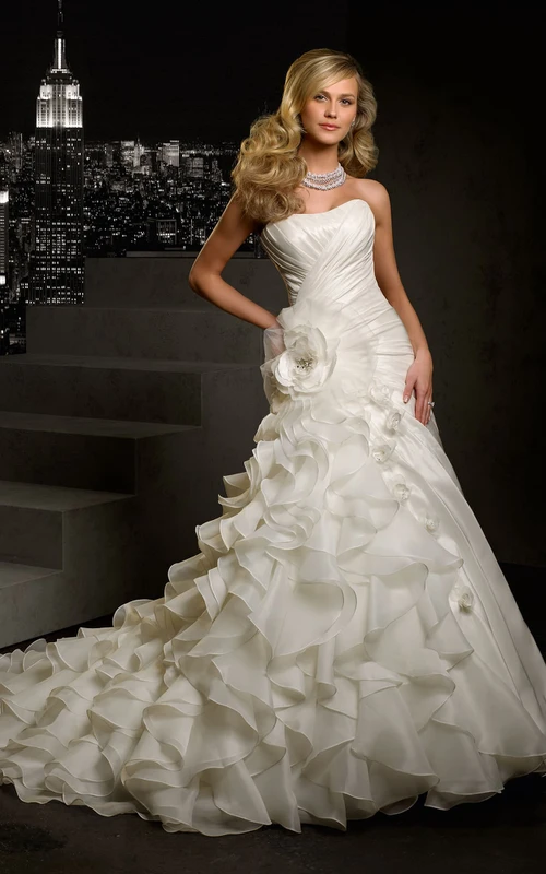 A-Linien-Maxikleid aus Organza, trägerlos, ärmellos, mit Schnürung, Kaskadenrüschen und Blumenmuster