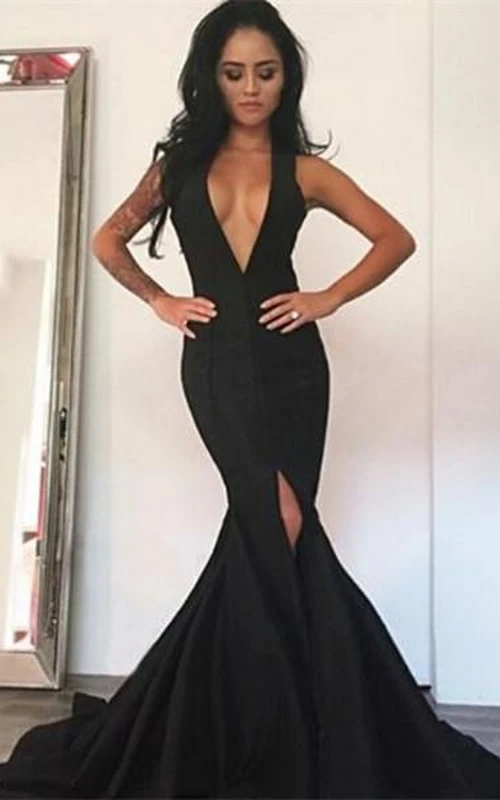 Vestido de fiesta negro sexy con escote en V profundo y abertura frontal estilo sirena.