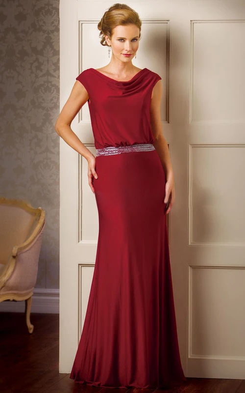 Robe de mère de la mariée à manches courtes, ornée de sequins et de drapés
