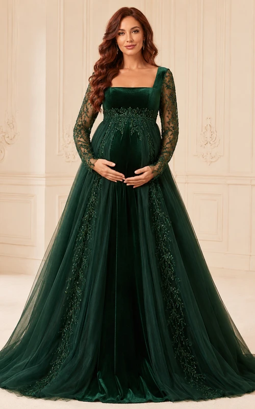 Dunkelgrünes Ballkleid „Waldprinzessin“, bodenlang, quadratisch geschnitten, lange Ärmel, aus Tüll, dezentes Umstandskleid