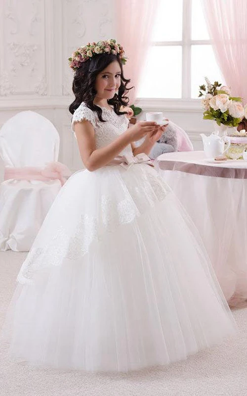 Robe de bal princesse à col festonné en tulle et dentelle pour demoiselle d'honneur