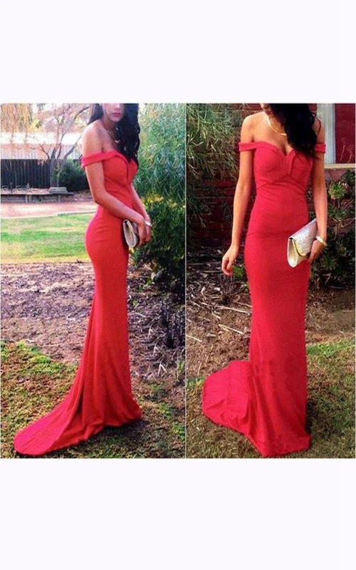 Langes, schulterfreies Chiffonkleid mit offenem Rücken