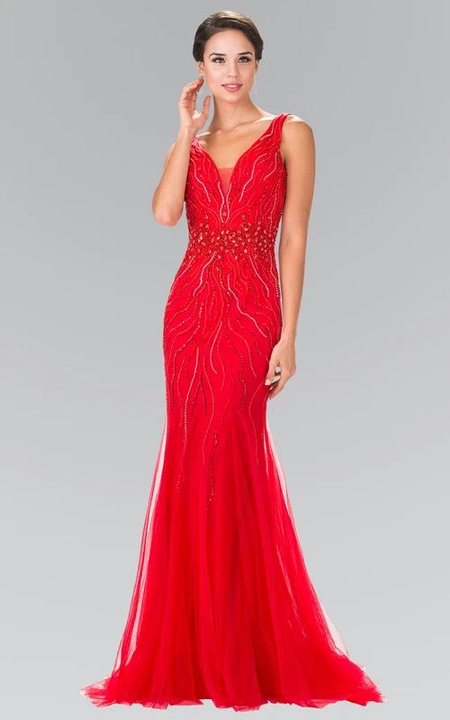 Robe fourreau sans manches en tulle à col en V et dos nu en V ornée de perles et de plis