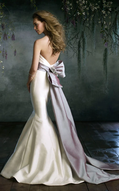 Robe trompette charmante en taffetas à buste froncé et nœud dans le dos