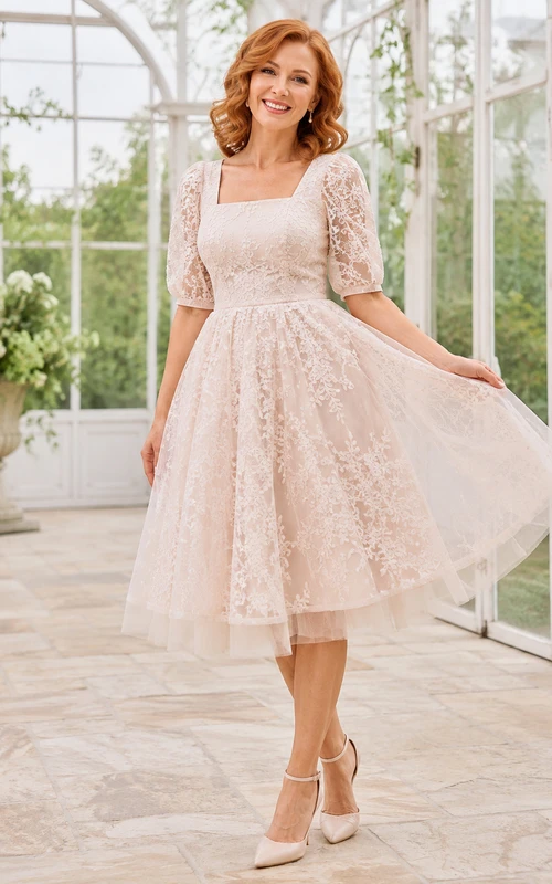 Robe de mariée romantique et mature, col carré, manches mi-longues en dentelle, en tulle, coupe trapèze, longueur thé