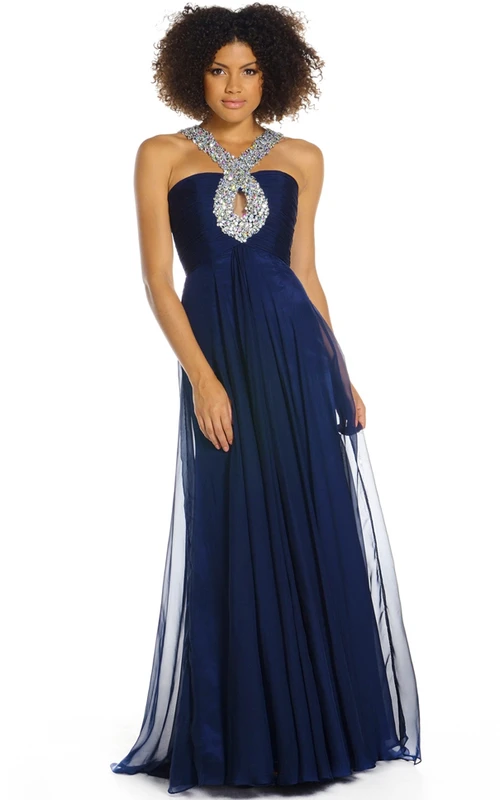 Robe de bal sans manches en mousseline à bretelles perlées et fronces