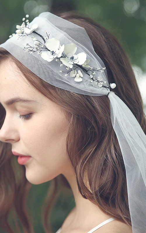 Voiles de mariée simples en tulle souple ornées de perles