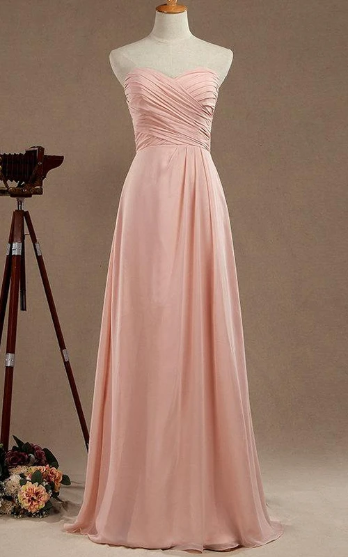 Trägerkleid aus Chiffon und Satin mit herzförmigem Dekolleté