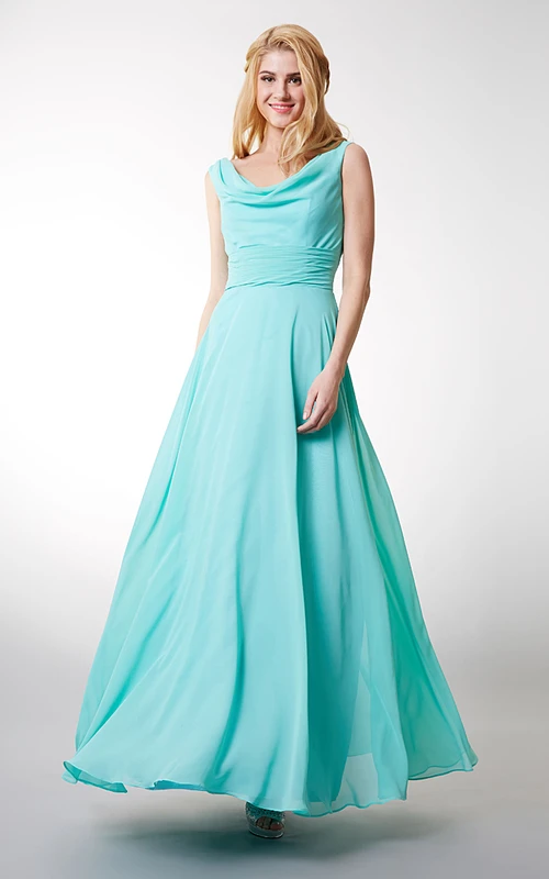 Bezauberndes ärmelloses langes Chiffonkleid mit Wasserfallausschnitt und V-Ausschnitt