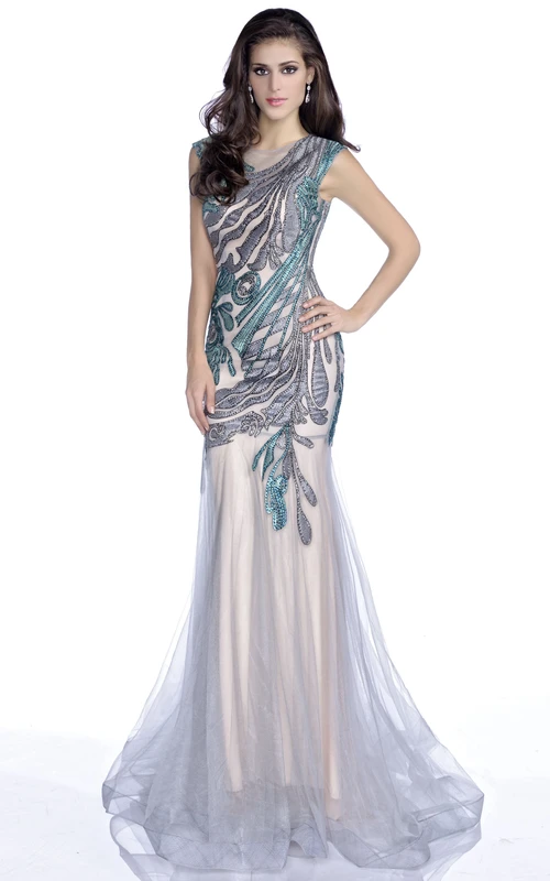 Vestido de fiesta de tul estilo sirena con escote barco y mangas cortas, corpiño de lentejuelas.