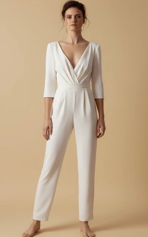 Combinaison de mariage à décolleté plongeant en V, manches 3/4, taille cintrée et jambes droites