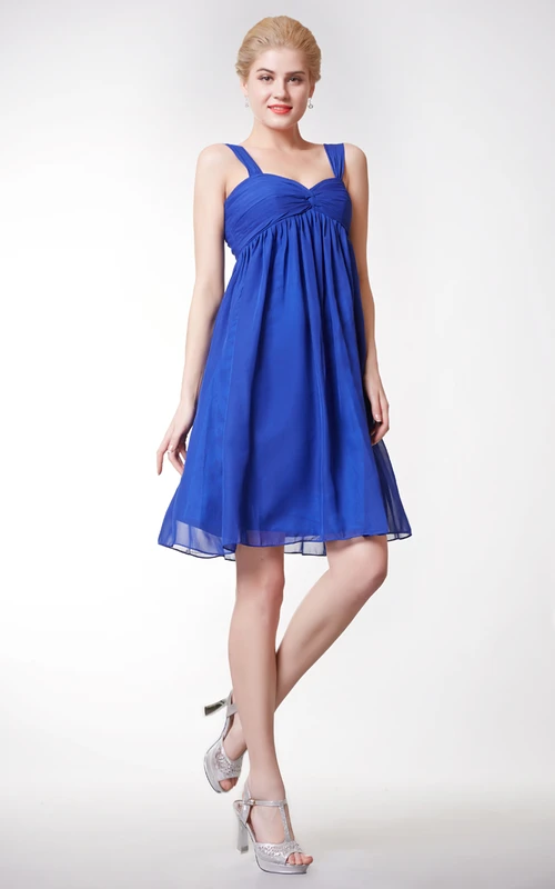Trägerkleid mit herzförmigem Dekolleté, Empire-Stil, A-Linie, knielang