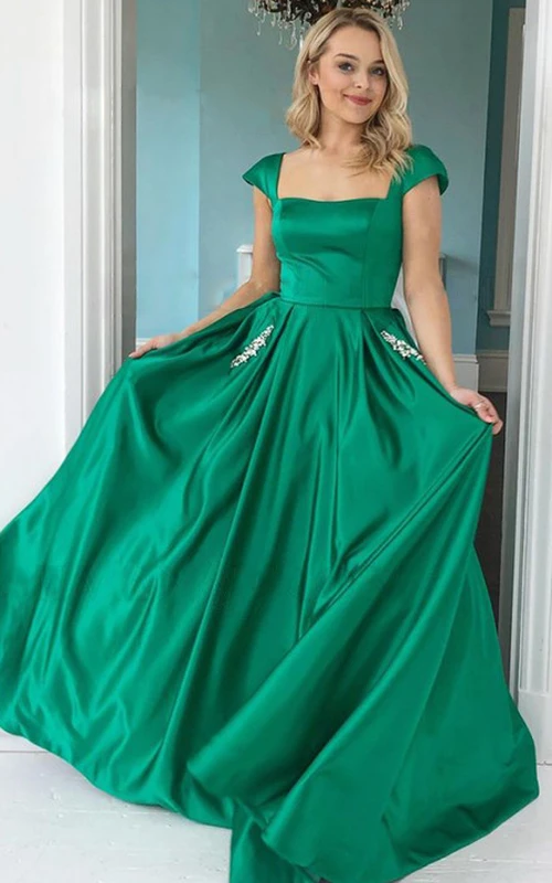Modernes Satin-Abendkleid in A-Linie mit eckigen, kurzen Ärmeln, perfekt für Gäste und festliche Anlässe.