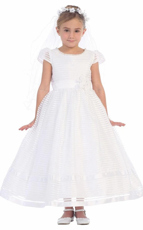 Vestido de niña de flores hasta los tobillos con apliques florales de organza y satén, con fajín.