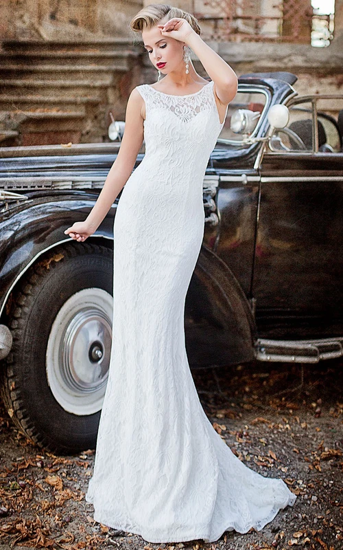 Robe sirène sans manches en dentelle plissée dos nu