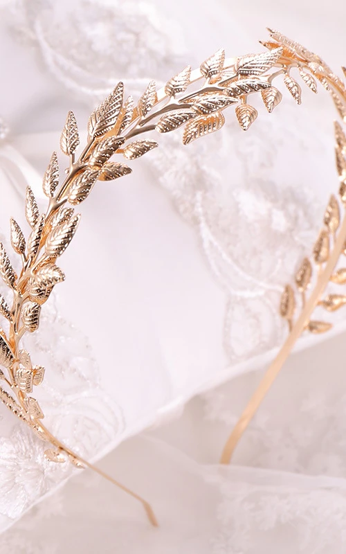 Europäisches handgefertigtes Vintage-Haarband aus goldenen barocken Weidenzweigen und Blumen