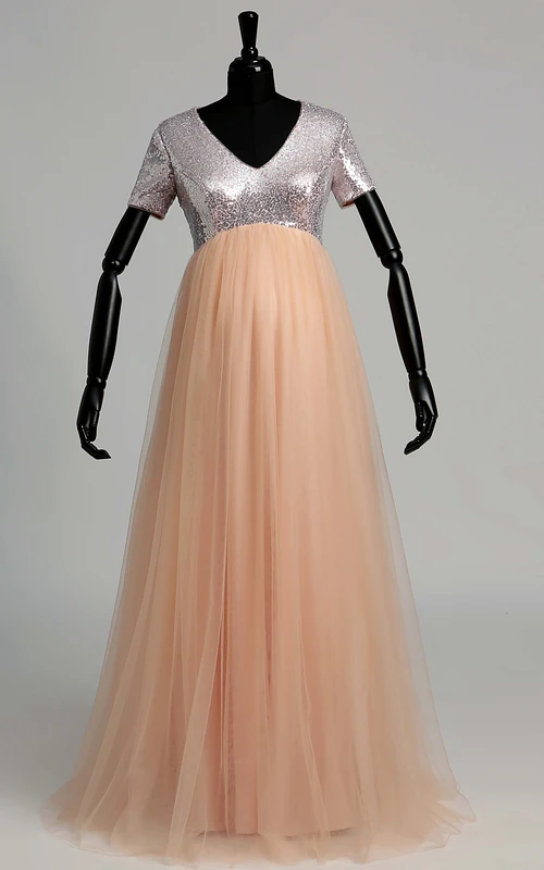 Vestido de manga corta con corte en A