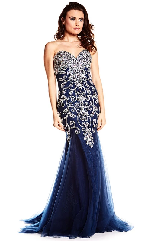 Vestido largo de fiesta de tul con escote corazón y espalda en V.