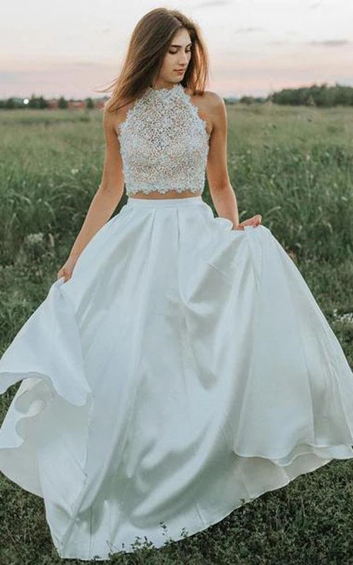 Sexy zweiteiliges ärmelloses Landhaus-Brautkleid mit Schmuckkragen und elegantem Ausschnitt