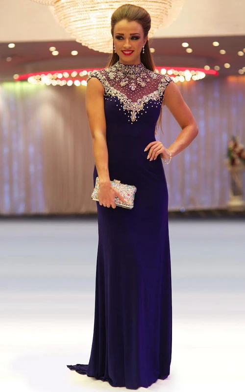 Robe de bal fourreau en jersey à manches courtes et col montant, ornée de perles, longueur au sol