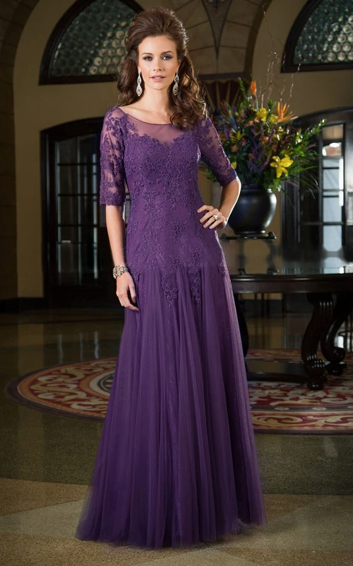 Langes, halbärmeliges Brautmutterkleid mit tiefer Taille und Applikationen