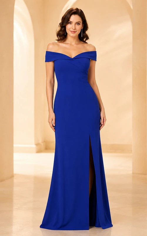 Vestido formal ajustado azul rey con escote Bardot y abertura lateral.