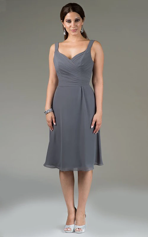 Robe de demoiselle d'honneur en mousseline de soie, longueur genou, bustier croisé, doubles bretelles