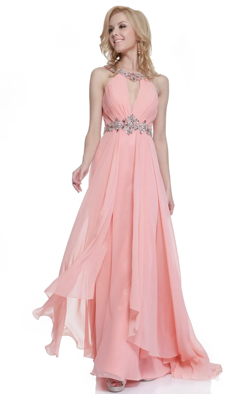 Langes, ärmelloses Chiffonkleid in A-Linie mit Rundhalsausschnitt, Raffungen und Perlenverzierungen.